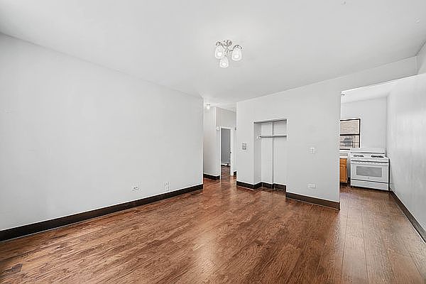 1st image of 707 Saint Nicholas Ave #4
