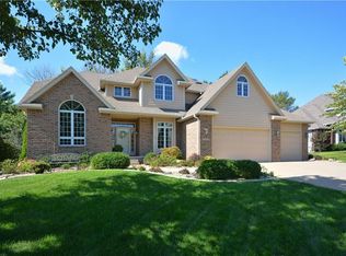 1562 NW 120th St, Clive, IA 50325