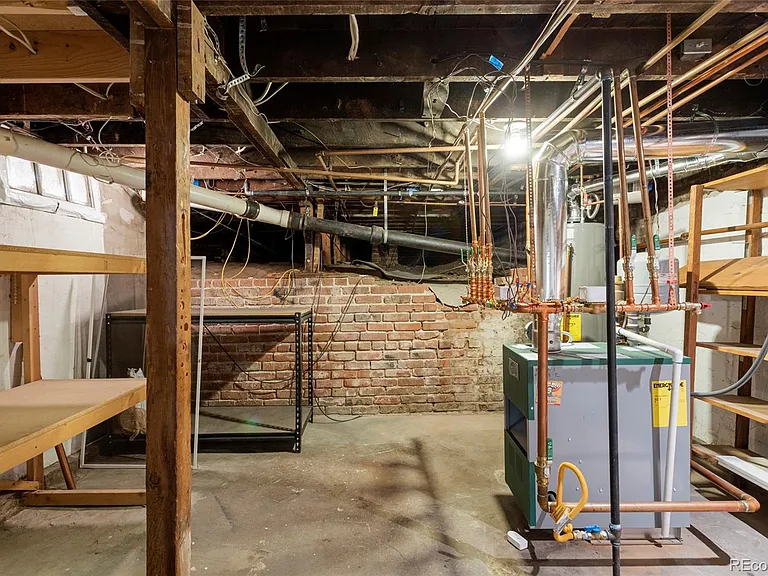 881 S Emerson St — Photo 32