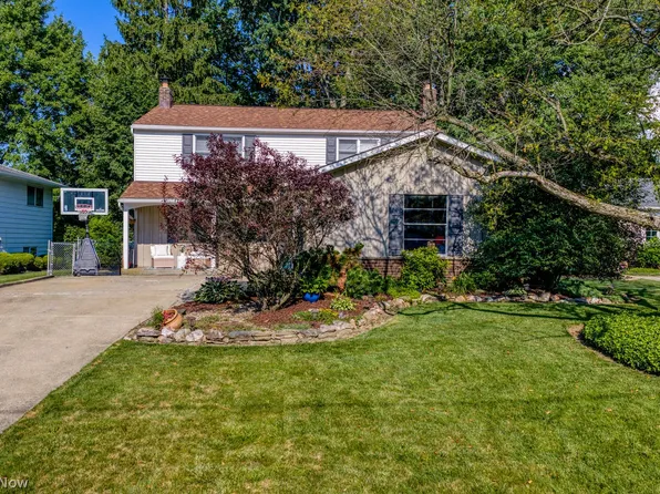 6697 Forest Glen Ave, Solon, OH 44139