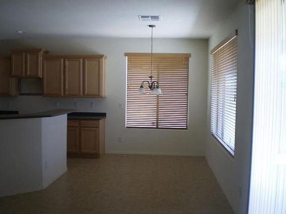 4th image of 14779 W Edgemont Ave