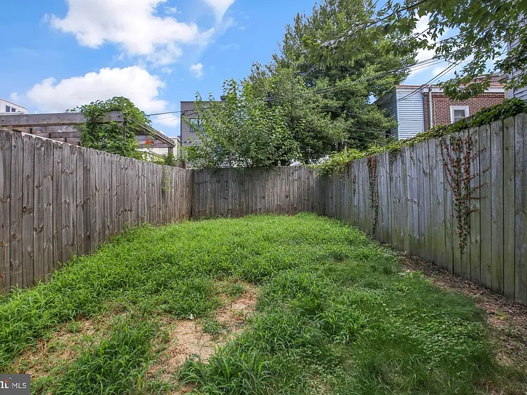 1209 E Susquehanna Ave #1 — Photo 17