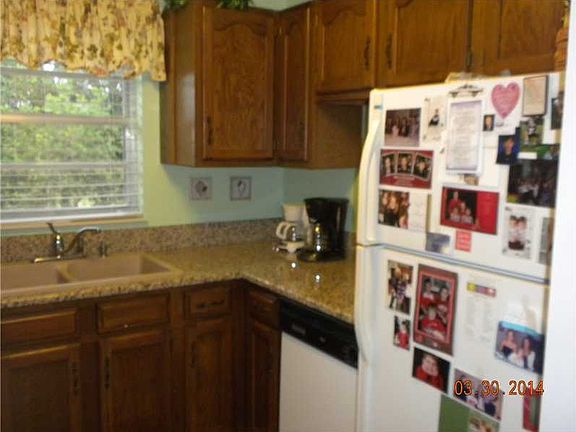 4th image of 7 Vista Gardens Trl