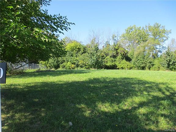 3rd image of 3330 Highland Ave