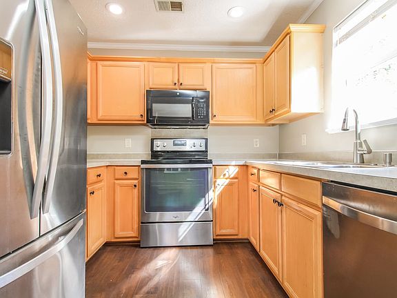 2nd image of 2753 Winterbrook Dr