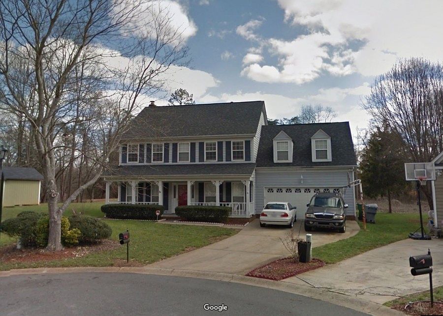 1st image of 1002 Carriage Hill Pl