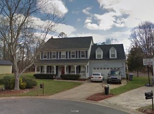 1002 Carriage Hill Pl, Charlotte, NC 28262