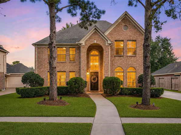 2042 Lodge Crest Ct, League City, TX 77573
