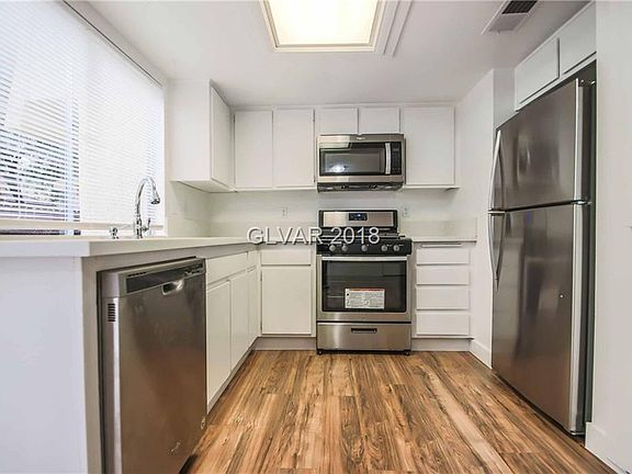2nd image of 1453 Santa Anita Dr APT B