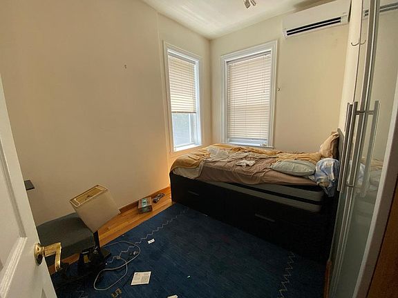 3rd image of 180 Lexington Ave #33