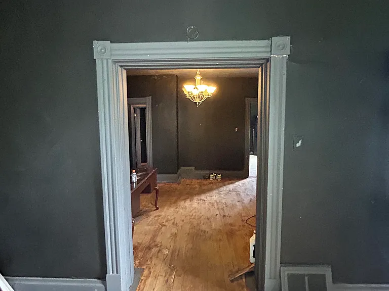943 Elias Ave — Photo 9