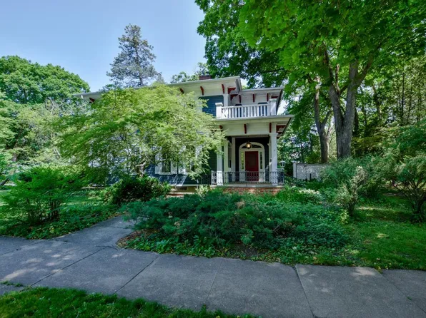262 West Church Street, Evansville, WI 53536