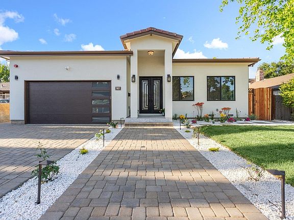 2nd image of 18851 Casa Blanca Ln
