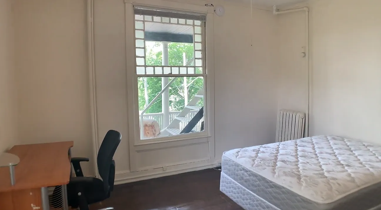 109 Dewitt Place - 4 — Photo 3