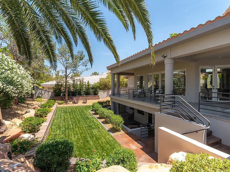 7880 Dana Point Ct — Photo 38