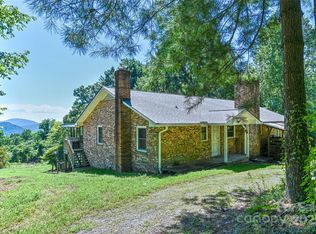 371 Heatherly Heights Rd, Saluda, NC 28773