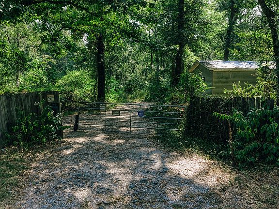 2nd image of 14845 Kyle Ln