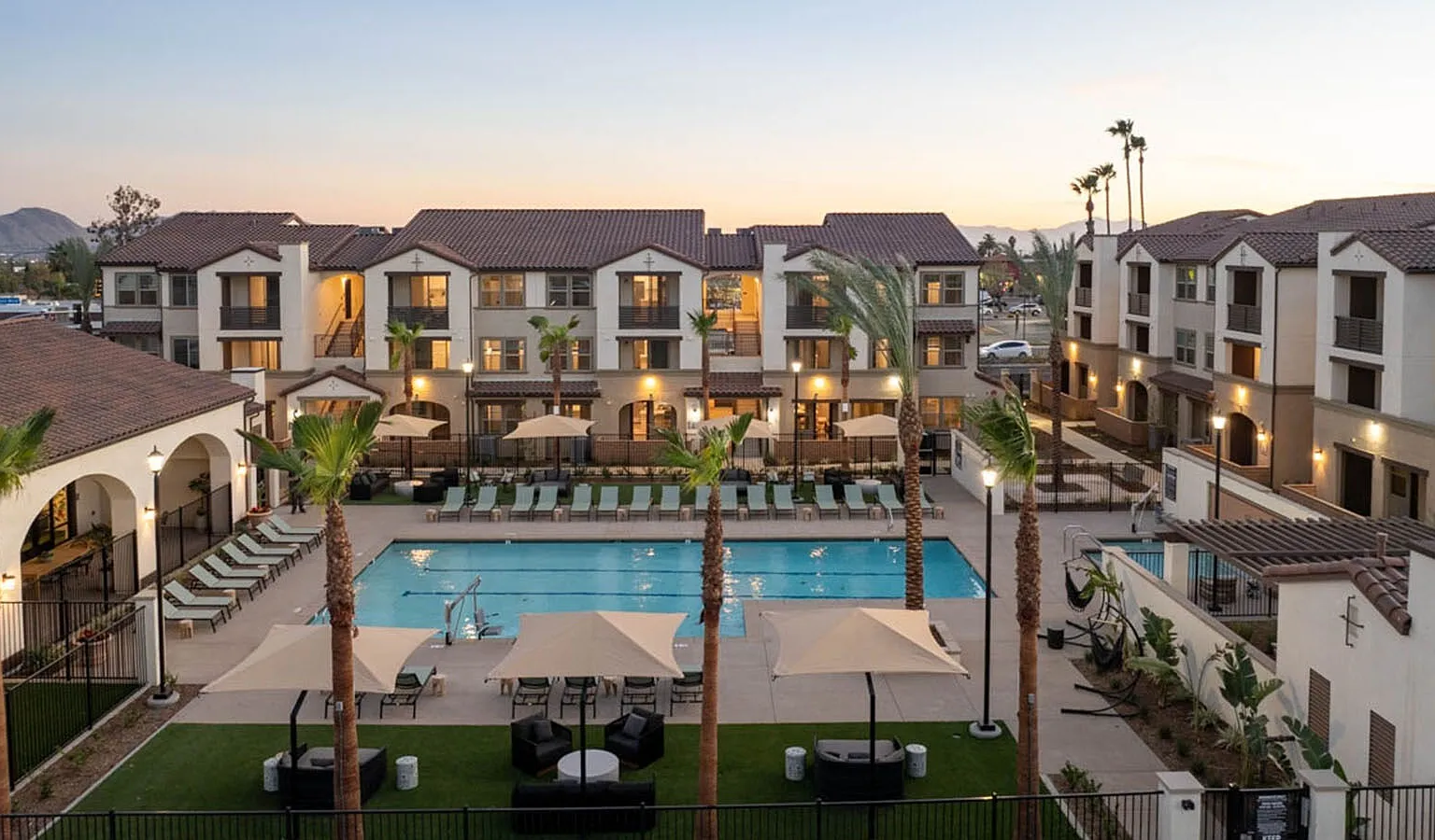 The Kingsley Luxury Apartments — Photo 3