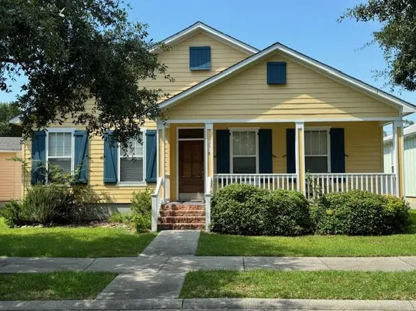508 John Baptiste St, Bay Saint Louis, MS 39520