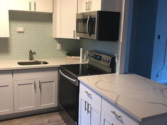 3rd image of 95-273 Waikalani Dr APT D601