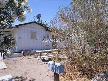 2nd image of 307 Lakeview Dr