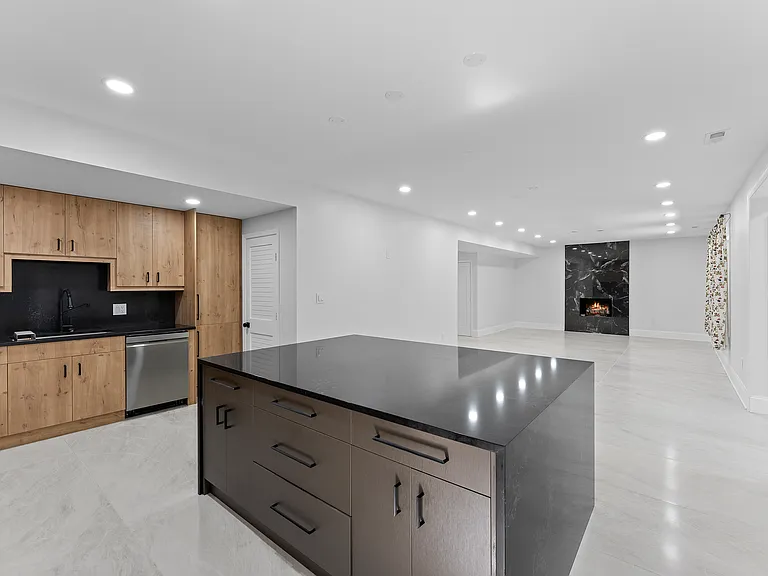 3501 W Ox Rd — Photo 17