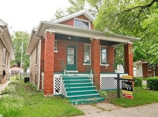 1447 Home Ave, Berwyn, IL 60402