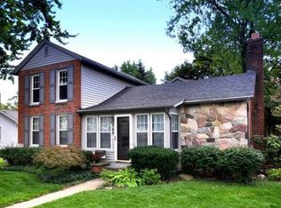 345 W Ann Arbor Trl, Plymouth, MI 48170