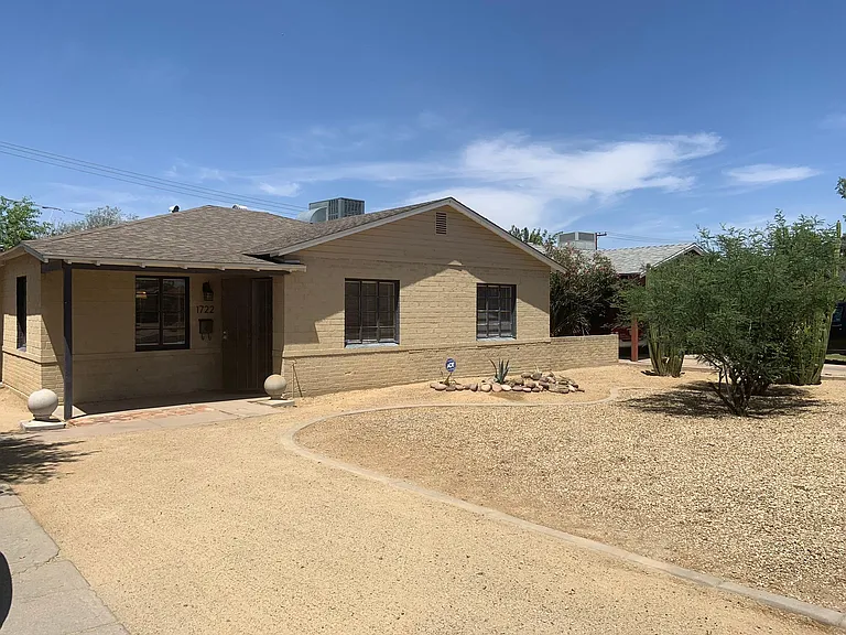 1722 W Osborn Rd — Photo 1