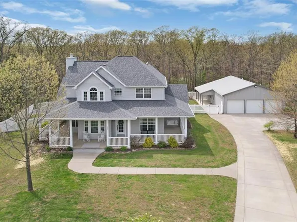 209 Judianna Dr, Wright City, MO 63390