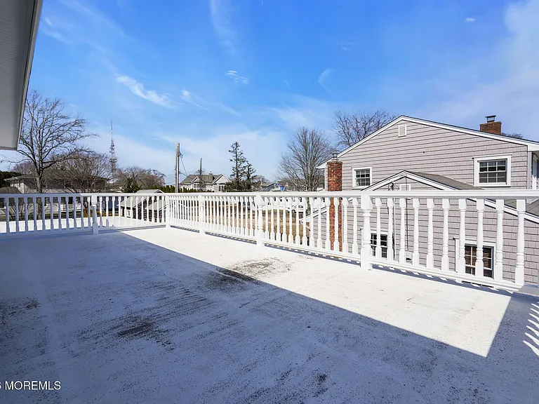 606 North Blvd — Photo 45