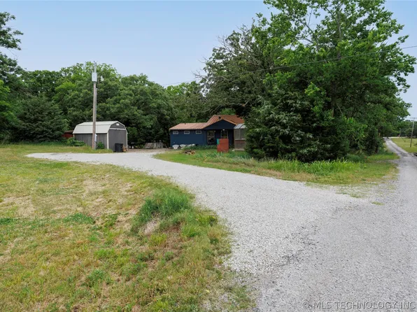 71 County Road 3009, Bartlesville, OK 74003