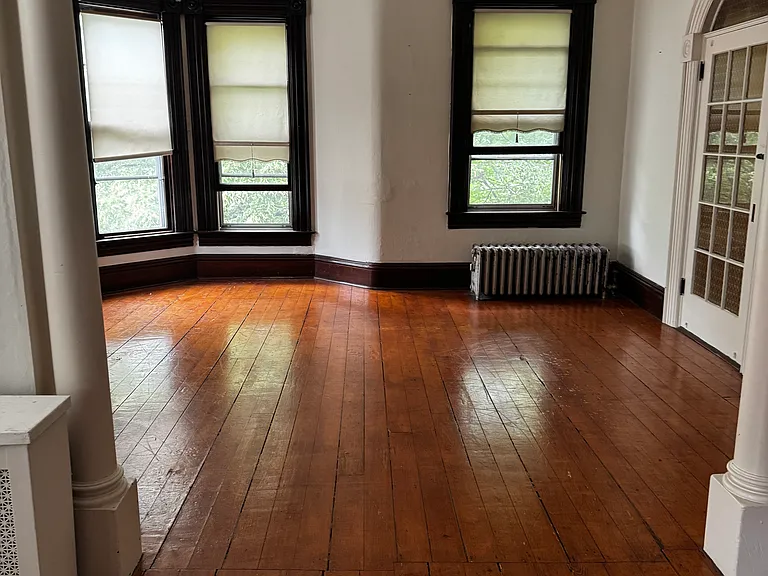 118 Franklin St #2 — Photo 5
