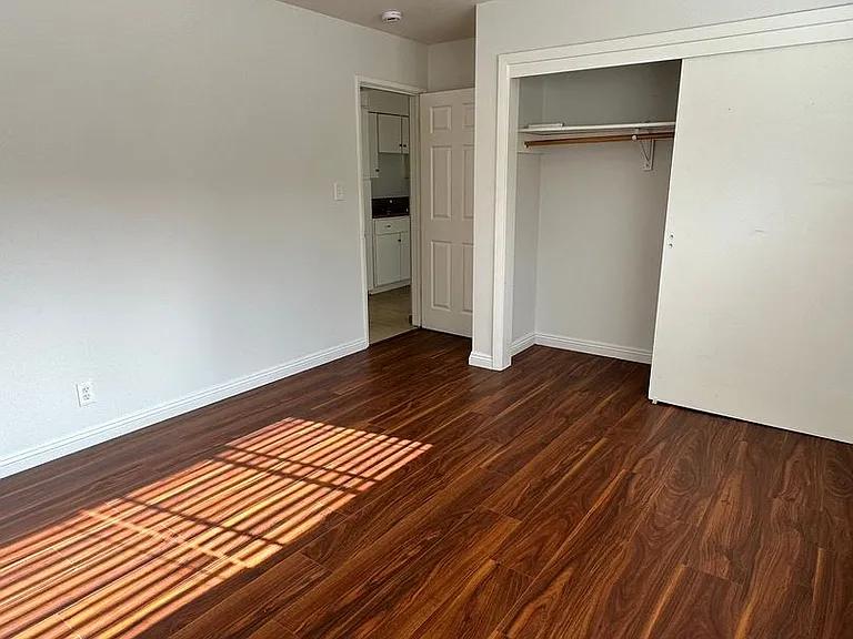 7918 Bright Ave #A — Photo 11
