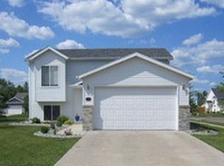 1114 5th Ave W, West Fargo, ND 58078