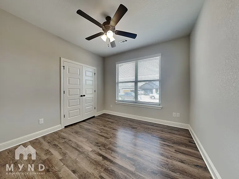741 Captain Stockton St — Photo 16