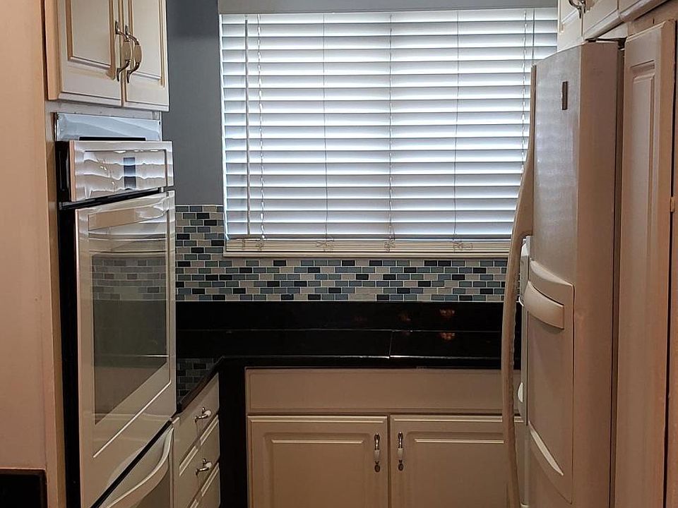 2nd image of 1015 Sea Hawk Dr