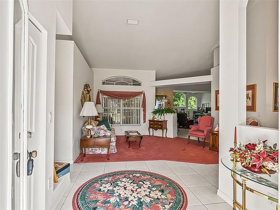 4th image of 11011 SW 53RD CIRCLE