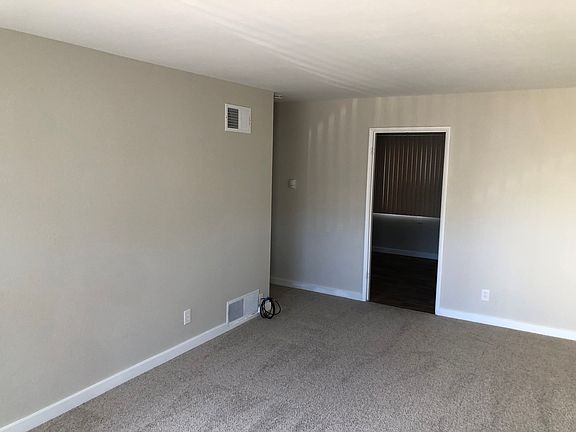 2nd image of 380 W Joaquin Ave APT 5