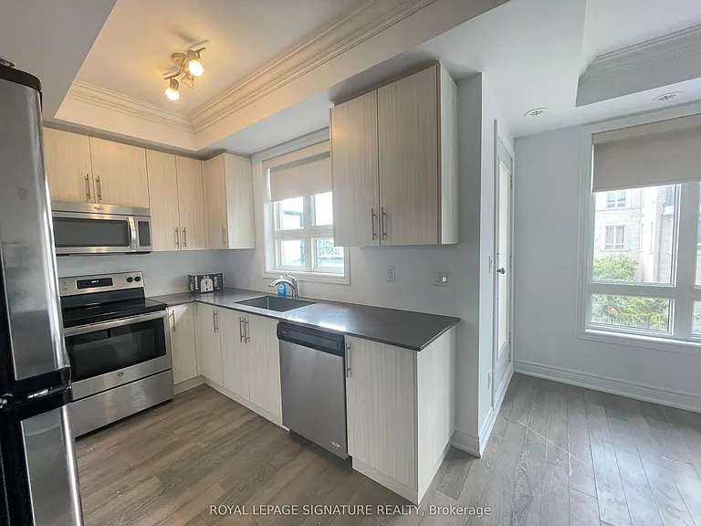125 Kayla Cres #14 — Photo 17
