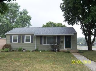 230 Springbrook Dr, Findlay, OH 45840