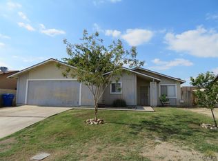 9024 Foothill Dr, Bakersfield, CA