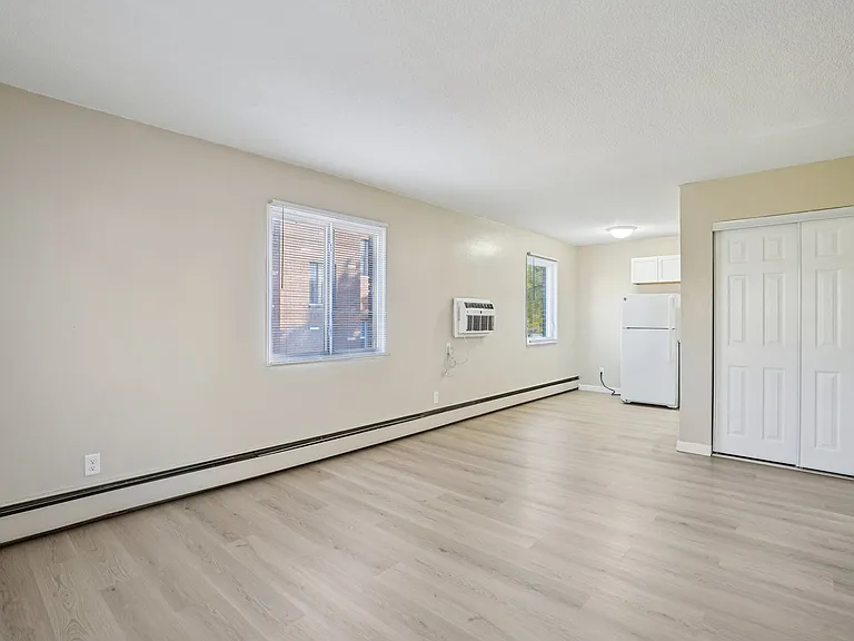 Keller Flats — Photo 51