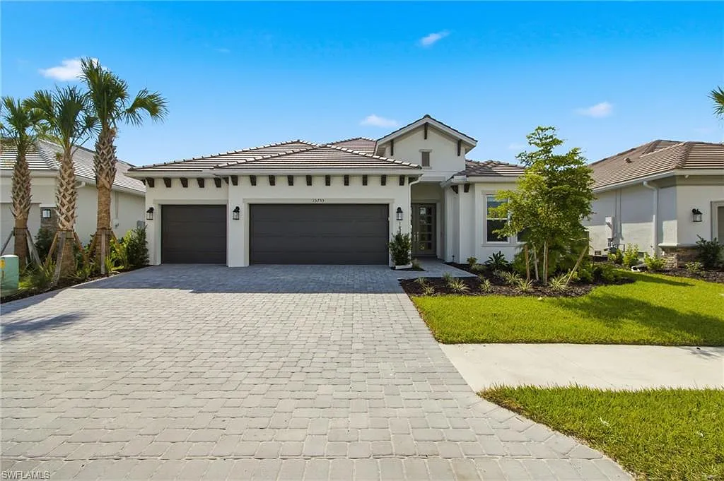 3 bed, 3.5 bath, 2833 sqft, $17,000 — Photo 2
