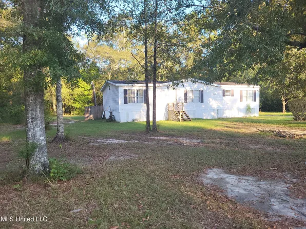 16496 Lamey Ln, Biloxi, MS 39532