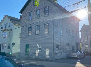 542 4th St #3, Fall River, MA 02721