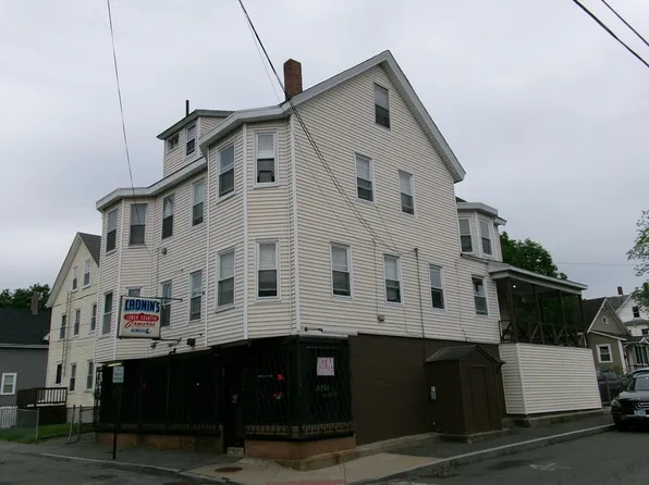 38 Adams St, Taunton, MA 02780