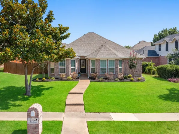 5704 McKinley Ln, Richardson, TX 75082