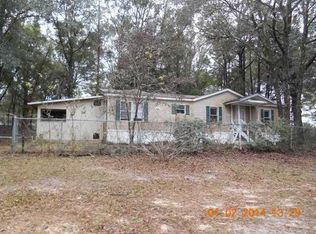 3278 Auburn Rd, Crestview, FL 32539