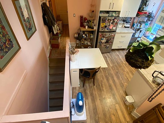 2nd image of 4947 Catharine St #3